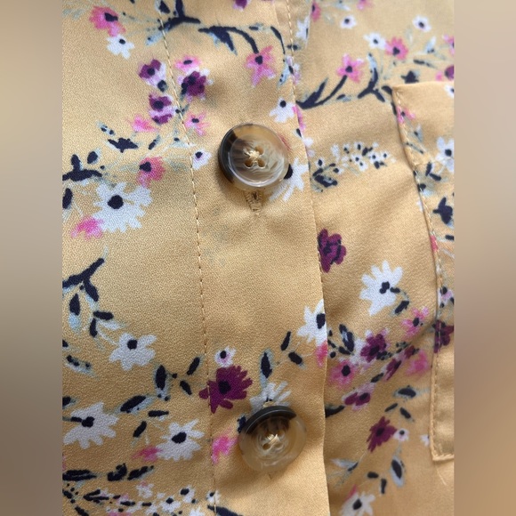 Short Sleeve Yellow Button Up w/ Pink & White Flower Print - Picture 4 of 6